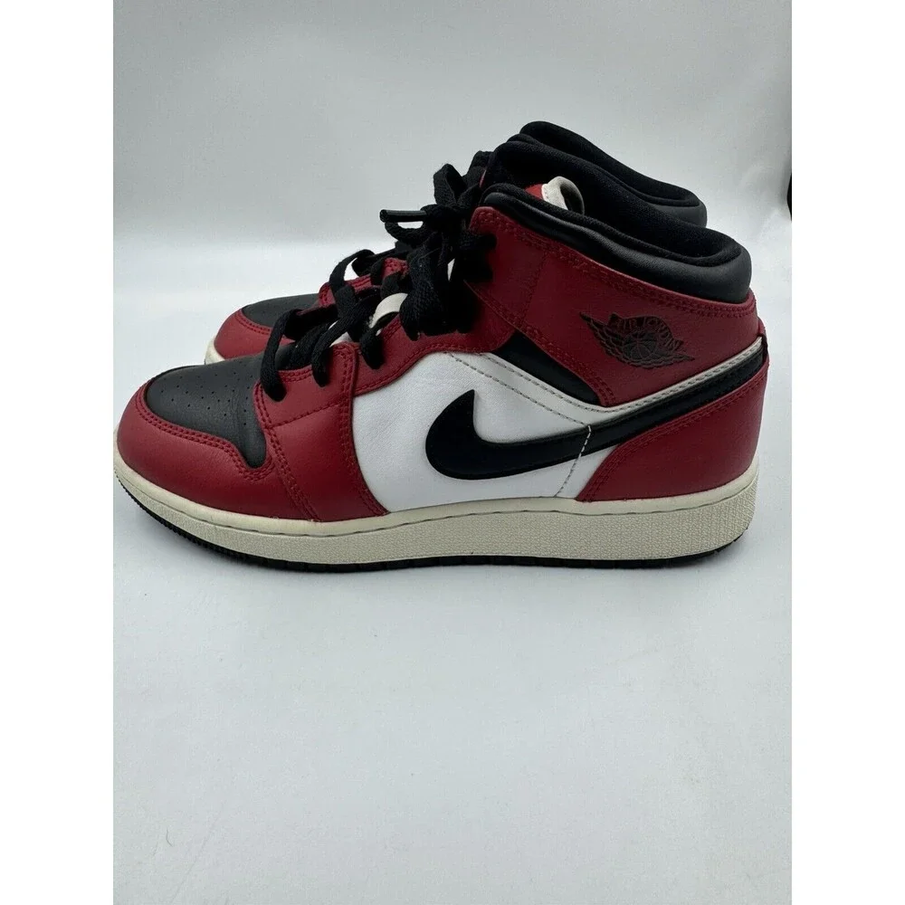 Nike Air Jordan 1 Mid Boy's Youth Size 6Y Black Fire Red White Shoes 554725-069